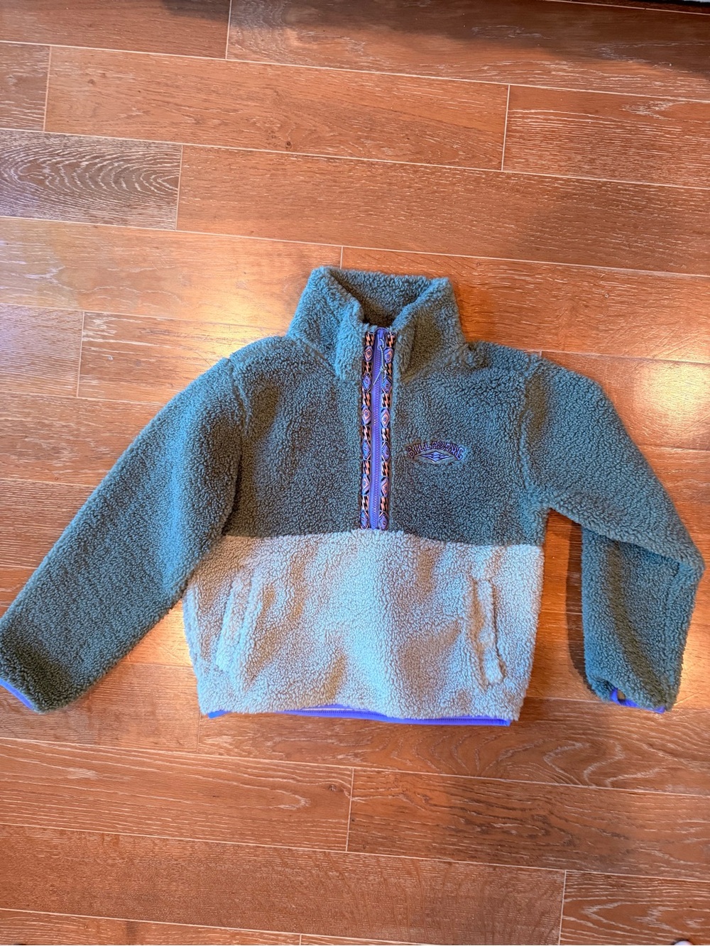 Billabong Two-Tone Green and Light Gray Sherpa Half-Zip Pullover